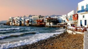 Grécko je tento rok obľúbené. Zamierte aj vy na jeden z najkrajších gréckych ostrovov