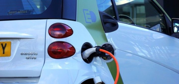 Česko v počte elektromobilov aj ich podpore zaostáva