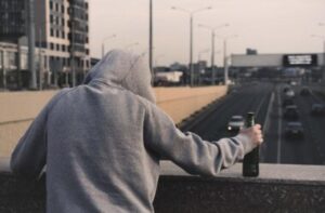 6 príznakov alkoholizmu, ktoré jasne značia problémy